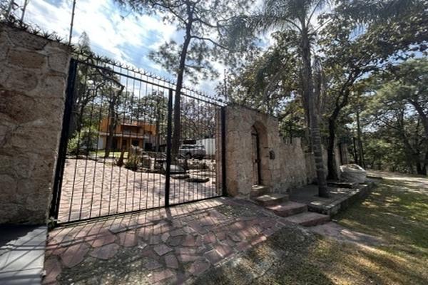Foto de inmueble en Privada Rio Nilo, Col. El Arenal C.P. 45350, El Arenal