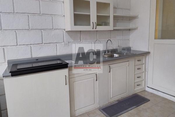 Foto de inmueble en PRIVADA SAN CRISTÓBAL, Col. San Cristóbal C.P. 62230, Cuernavaca