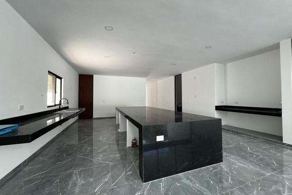 Foto de inmueble en Privada Tamara, Col. Dzibilchaltún C.P. 97305, Mérida