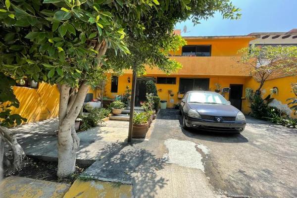 Foto de inmueble en PRIVADA VILLAS DE LAS LOMAS, Col. Paseo de las Palmas C.P. 52787, Huixquilucan