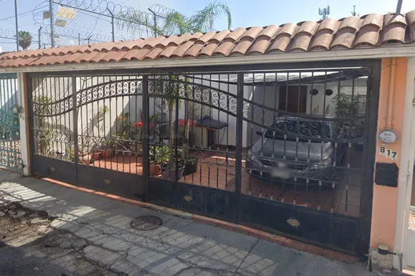 Foto de inmueble en Priv. Violeta #817, Col. Quinta Velarde C.P. 44430, Guadalajara