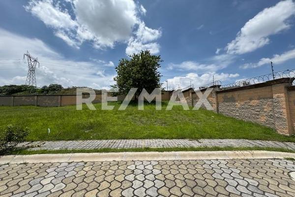 Foto de inmueble en Privada Xochimilco, Col. Lomas de Angelópolis C.P. 72830, San Andrés Cholula