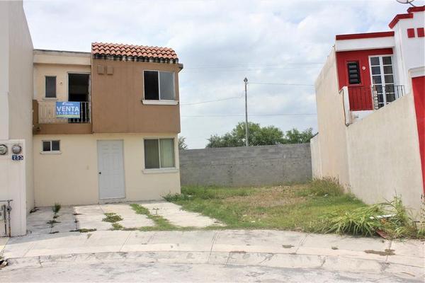 Foto de inmueble en  , Col. Privadas de Santa Rosa C.P. 66610, Apodaca