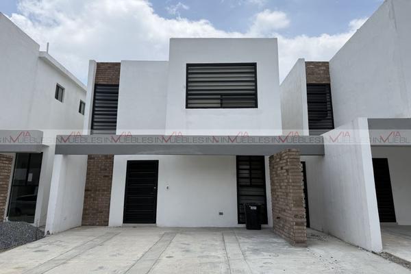 Foto de inmueble en Privadas de Santa Rosa, Col. Privadas de Santa Rosa C.P. 66610, Apodaca