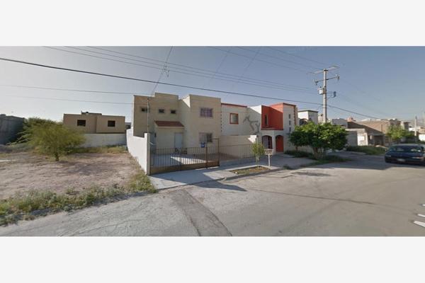 Foto de inmueble en PROF ALEJANDRO CASAS MARTINEZ, Col. Sección 38 C.P. 27272, Torreón