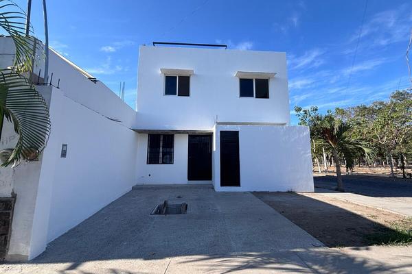 Foto de inmueble en PROF. VICTORIANO GUZMAN, Col. Gregorio Torres Quintero C.P. 28079, Colima