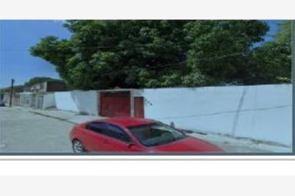 Foto de inmueble en profesor antonio ferrer #212, Col. Morelos C.P. 86389, Comalcalco
