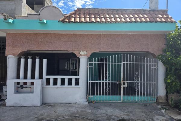 Foto de inmueble en ., Col. Progreso de Castro Centro C.P. 97320, Progreso