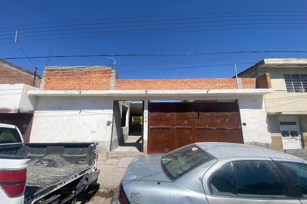 Foto de inmueble en  , Col. Progreso C.P. 78370, San Luis Potosí