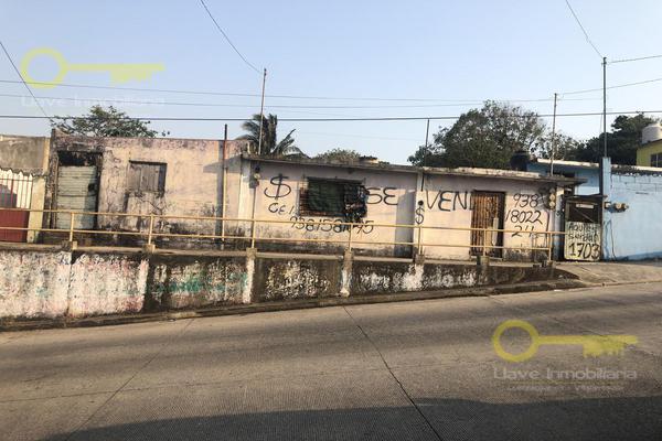 Foto de inmueble en  , Col. Progreso y Paz C.P. 96565, Coatzacoalcos