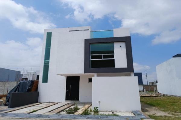 Foto de inmueble en Prol. 12 Sur #1, Col. Santiago Xicohtenco C.P. 72810, San Andrés Cholula