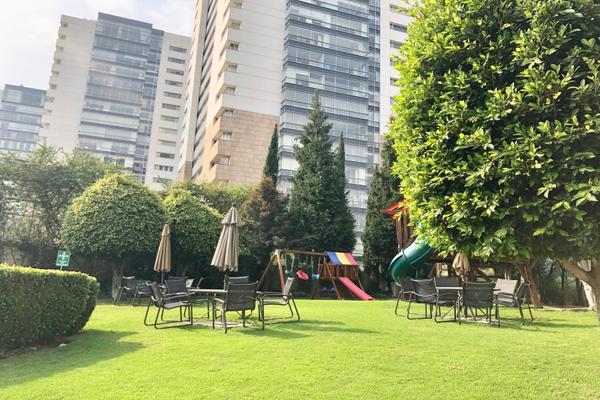 Foto de inmueble en PROLONGACION BOSQUES, Col. Lomas de Tecamachalco C.P. 53950, Naucalpan de Juárez