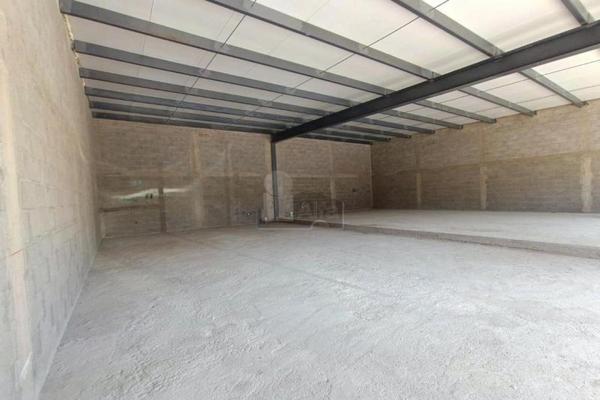 Foto de inmueble en Prol. Constituyentes Ote #10, Col. Vista Hermosa C.P. 76063, Querétaro