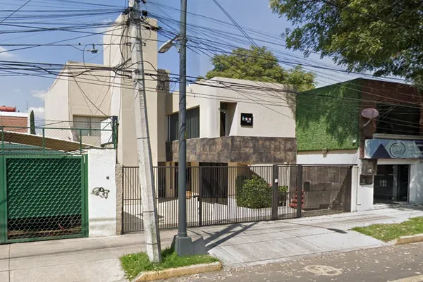 Foto de inmueble en Prol. División del Norte #4249, Col. Villa Coapa C.P. 14390, Tlalpan