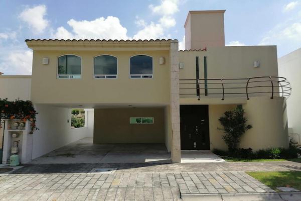 Foto de inmueble en Prolongación Hispanosuiza, Col. La Calera C.P. 72520, Puebla
