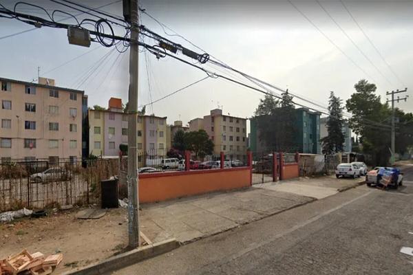 Foto de inmueble en Prolongación Morelos, Col. Santa Ana Tlaltepan C.P. 54870, Cuautitlán