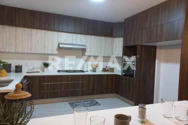 Foto de inmueble en Prolongacion Paseo de la Reforma, Col. Lomas del Marqués C.P. 76146, Querétaro