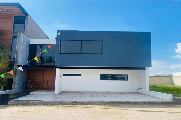 Foto de inmueble en Prol Rio blanco, Col. Los Almendros C.P. 45135, Zapopan