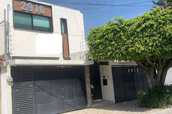 Foto de inmueble en PTOLOMEO, Col. Arboledas 1a Secc C.P. 45070, Zapopan
