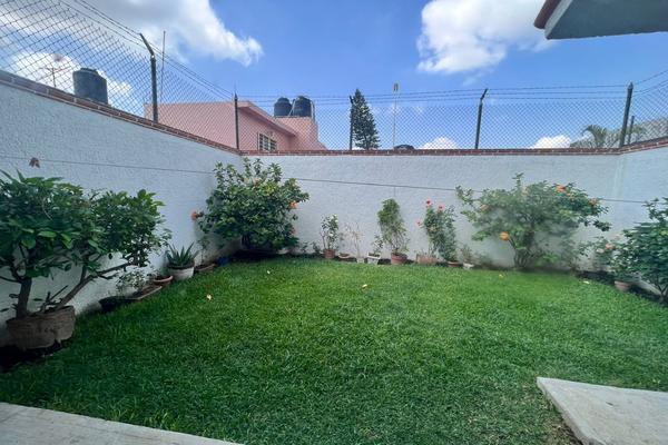 Foto de inmueble en  , Col. Puente Blanco C.P. 62577, Jiutepec
