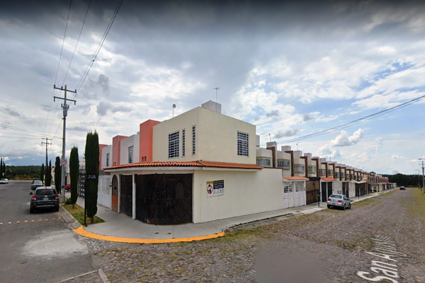 Foto de inmueble en Puerta de en MedioLt. 168Mza, Col. Pueblito Colonial C.P. 76908, Corregidora