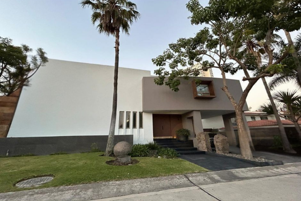 Foto de inmueble en PUERTA DE HIERRO, Col. Puerta de Hierro C.P. 45116, Zapopan