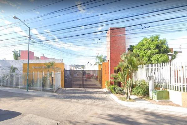 Foto de inmueble en , Col. Puerta del Rosario C.P. 45404, Tonalá