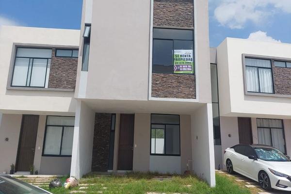 Foto de inmueble en Puerta Magonolia, Col. Jardines de Santa Anita C.P. 45646, Tlajomulco de Zúñiga