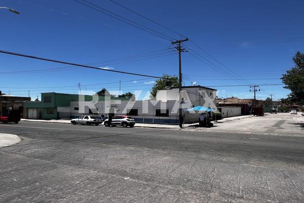 Foto de inmueble en Puerto de Ensenada, Col. Maderera C.P. 34050, Durango