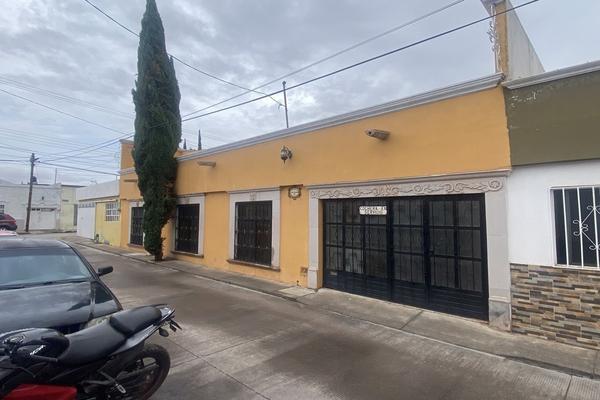 Foto de inmueble en Puerto Escondico, Col. Maderera C.P. 34050, Durango