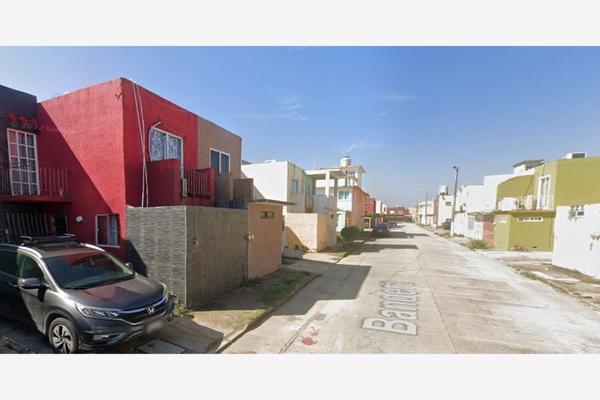 Foto de inmueble en  , Col. Puerto Esmeralda C.P. 96536, Coatzacoalcos