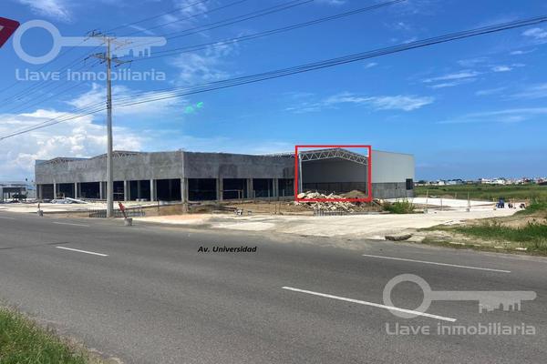 Foto de inmueble en  , Col. Puerto Esmeralda C.P. 96536, Coatzacoalcos