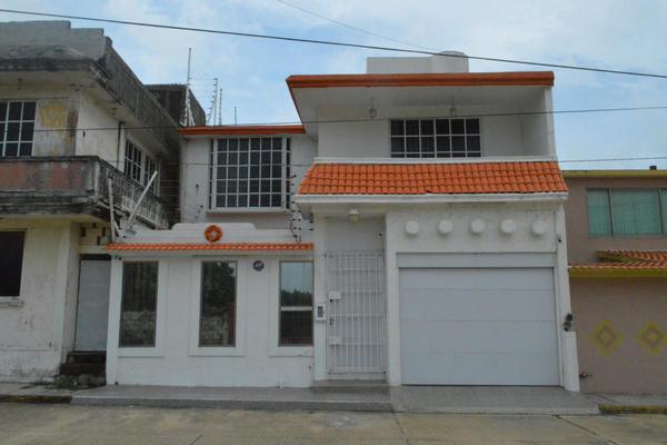 Foto de inmueble en  , Col. Puerto México C.P. 96510, Coatzacoalcos
