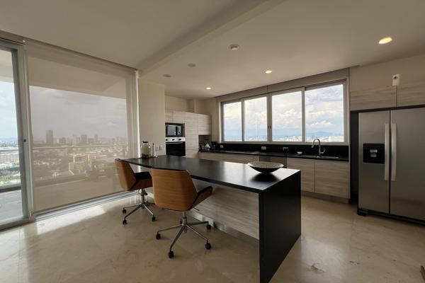 Foto de inmueble en Puesta del Sol, Col. Lomas Altas C.P. 45128, Zapopan