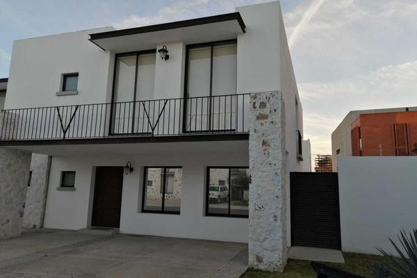 Foto de inmueble en Punta Caiman #112, Col. Punta Juriquilla C.P. 76230, Querétaro