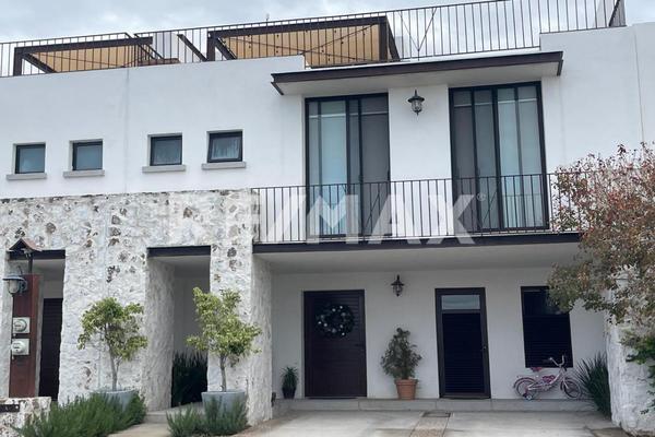 Foto de inmueble en Punta Caiman, Col. Punta Juriquilla C.P. 76230, Querétaro