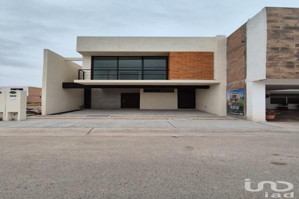 Foto de inmueble en PUNTA DIAMANTE #212, Col. Pozos Residencial C.P. 78397, San Luis Potosí