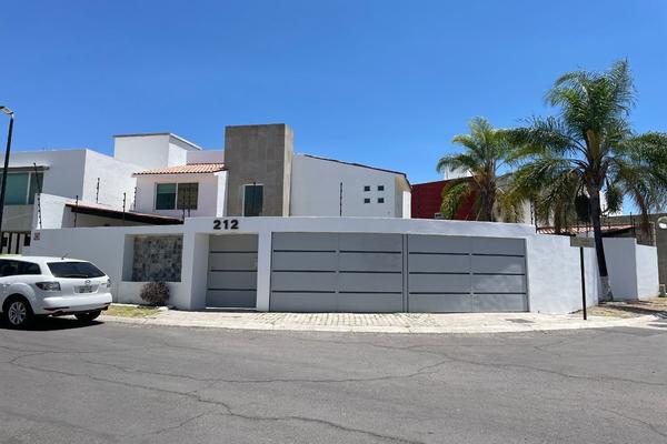Foto de inmueble en Punta Norte, Col. Punta Juriquilla C.P. 76230, Querétaro