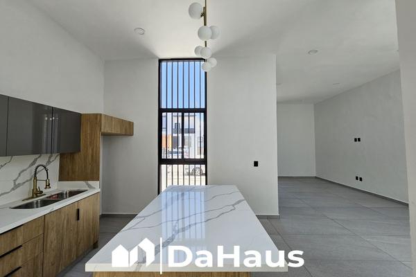 Foto de inmueble en Punto Rioja, Col. Residencial Esmeralda C.P. 28017, Colima