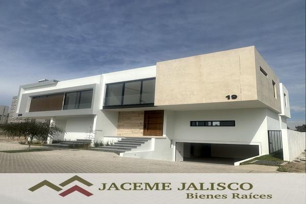 Foto de inmueble en Punto Sur Elite, Col. Punto Sur C.P. 45645, Tlajomulco de Zúñiga