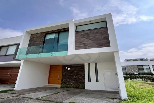 Foto de inmueble en Punto Sur, Col. Punto Sur C.P. 45645, Tlajomulco de Zúñiga