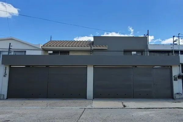 Foto de inmueble en  , Col. Punto Verde C.P. 37298, León