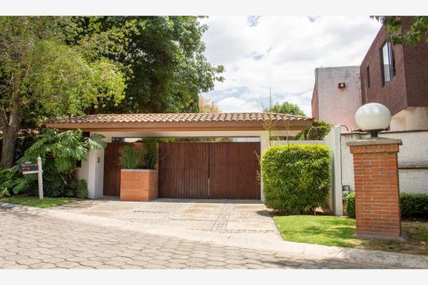 Foto de inmueble en Pvd de los Cerezos #., Col. Campestre del Bosque C.P. 72115, Puebla