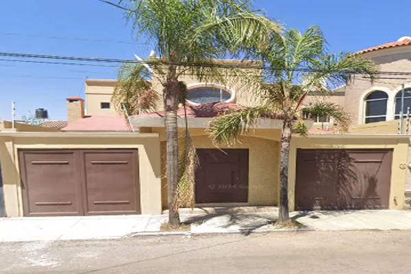 Foto de inmueble en P.° Del Gavilan #225, Col. Villa Jacarandas C.P. 34199, Durango