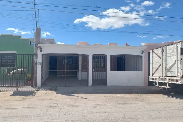 Foto de inmueble en Q #1, Col. Altares C.P. 83296, Hermosillo
