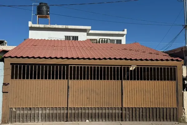 Foto de inmueble en Q #2, Col. Paseo San Angel C.P. 83287, Hermosillo