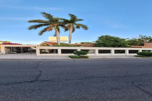 Foto de inmueble en q #2, Col. Pitic C.P. 83150, Hermosillo