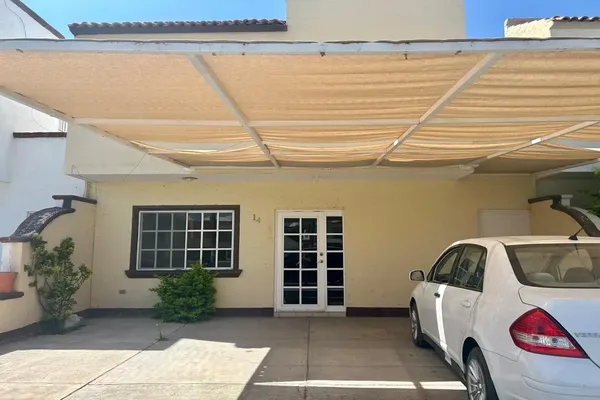 Foto de inmueble en  , Col. Quintas Campestre Laureles C.P. 27053, Torreón