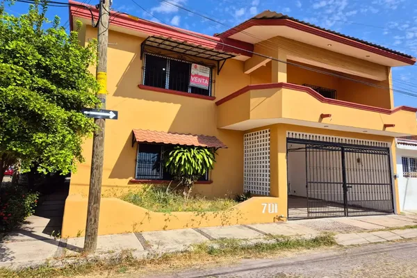Foto de inmueble en Rafael Macedo López #701, Col. Camino Real C.P. 28040, Colima