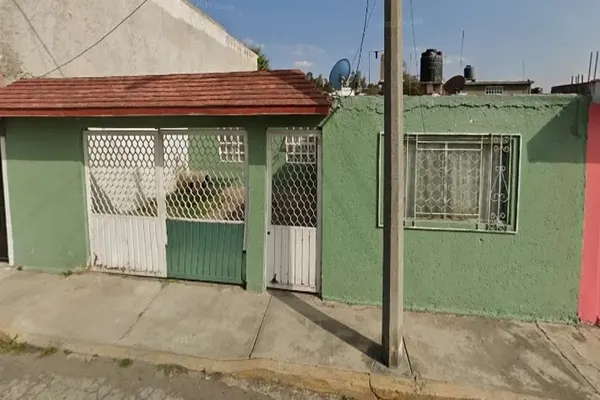 Foto de inmueble en RAMON DE LOS SANTOS #14, Col. Unidad Morelos 2da. Sección C.P. 54930, Tultitlán